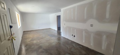 **Inside pictures coming soon** Once in a lifetime / Opportunity - photo 17
