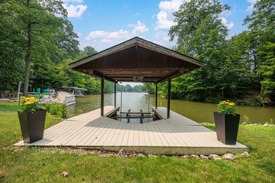 Welcome to this beautiful Candlewood lakefront home! This - photo 22
