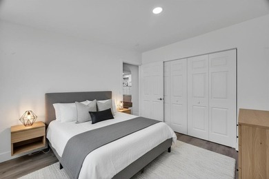 Great opportunity in the community of Green Acres, minutes from - photo 32
