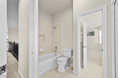 Welcome to your dream home in Naples! This stunning single - photo 34