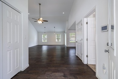 9 YEAR YOUNG RANCH HOME IN BEAUTIFUL LAKES OF THE FOUR SEASONS - photo 7