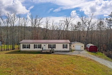 (private lake, pond, creek) Home For Sale in Crawford Tennessee