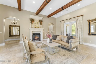 Contemporary Italian Villa set on just over 3/4 acre in - photo 6