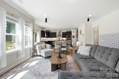 Welcome to this exceptional golf course home in The Palisades - photo 11