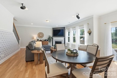 Welcome to this exceptional golf course home in The Palisades - photo 12