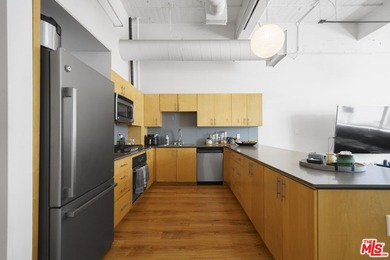 Rare Live/Work opportunity in the heart of South Park. One of - photo 5