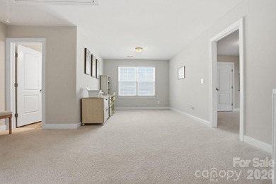 Welcome to this exceptional golf course home in The Palisades - photo 26