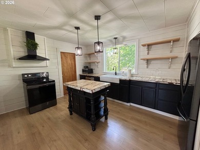 Sweet Retreat on Prairie Creek!! Looking for something truly - photo 6