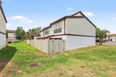 Beautiful end-unit townhome in the heart of North Myrtle Beach! - photo 27