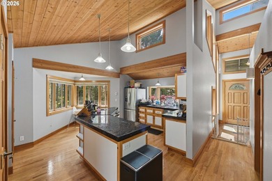 Architecturally distinctive and thoughtfully designed, this - photo 10