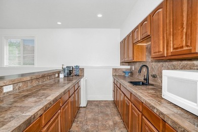 Impressive 4-bed, 3-bath, 2-car, walk-out ranch offering - photo 31
