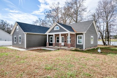 Center Hill Lake Home For Sale in Sparta Tennessee