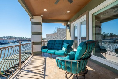 Welcome to 347 Paradise Point, where tranquility, luxury, and - photo 33