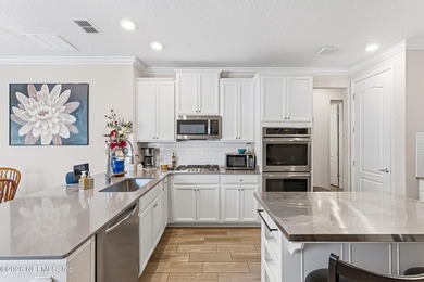 Bike to Lakeside Academy from this move-in ready home with a - photo 3
