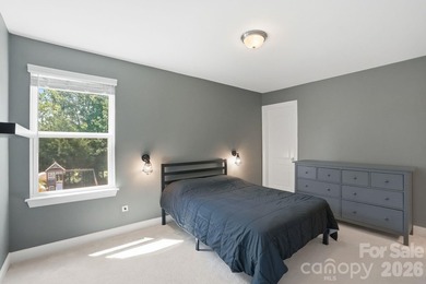 Welcome to this exceptional golf course home in The Palisades - photo 36