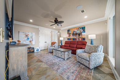 Welcome to 347 Paradise Point, where tranquility, luxury, and - photo 37