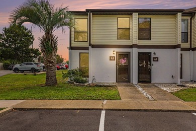 Beautiful end-unit townhome in the heart of North Myrtle Beach! - photo 38