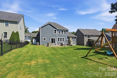 Welcome to this exceptional golf course home in The Palisades - photo 41