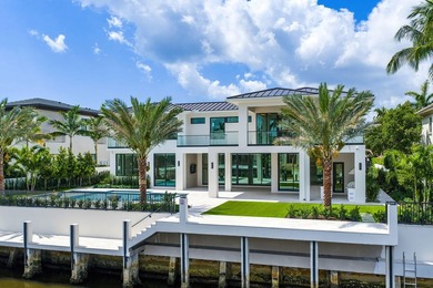 Experience unparalleled luxury in this brand-new waterfront - photo 1