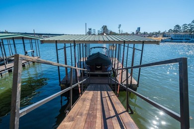 Welcome to 347 Paradise Point, where tranquility, luxury, and - photo 46