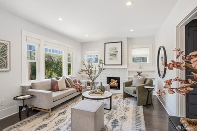 Stunning Rockridge Craftsman | Timeless Charm Beautifully - photo 6