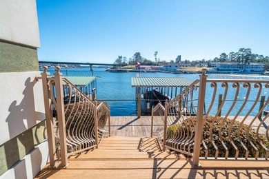 Welcome to 347 Paradise Point, where tranquility, luxury, and - photo 47
