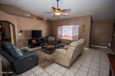 Charming, well maintained pool home offering over 1500 square - photo 5