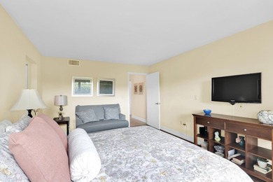 Rarely available. Expanded remodeled ground floor garden - photo 14