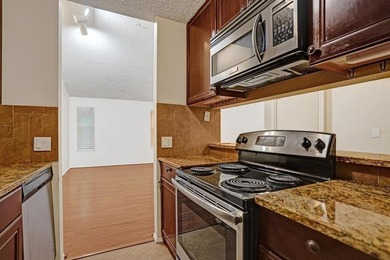 Spacious two bedroom two full bath condo in Boynton Landings - photo 16
