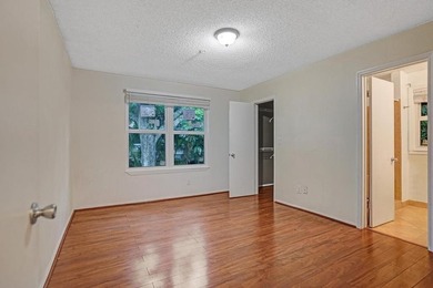 Spacious two bedroom two full bath condo in Boynton Landings - photo 20