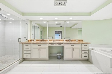 Beautifully renovated, direct oceanfront condominium offering - photo 22