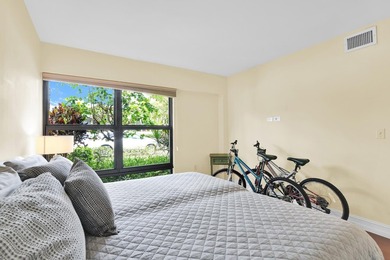 Rarely available. Expanded remodeled ground floor garden - photo 22