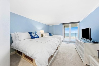 Beautifully renovated, direct oceanfront condominium offering - photo 25