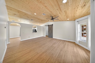 BACK ON MARKET DUE TO PREVIOUS BUYER UNABLE TO OBTAIN FINANCING - photo 9