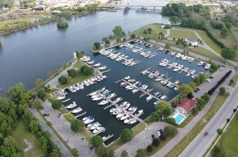 Saginaw River Lot For Sale in Bay City Michigan