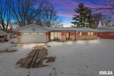 Lake Springfield Home For Sale in Chatham Illinois