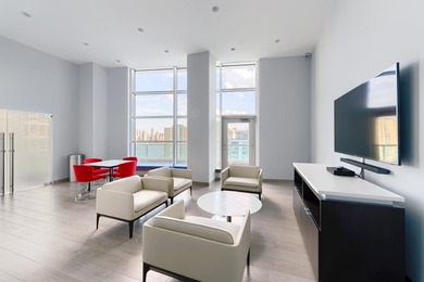 Corner East Facing 2 Bed, 2 Bath with Private Balcony. Enjoy - photo 21