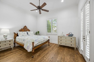 Nestled on a beautifully maintained lot, this stunning residence - photo 22
