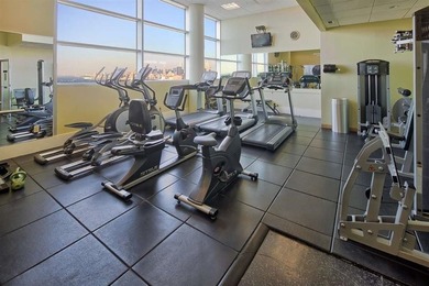 Corner East Facing 2 Bed, 2 Bath with Private Balcony. Enjoy - photo 23