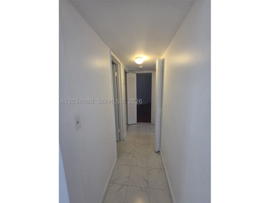 Excellent opportunity to own a 2-bedroom, 2-bathroom condo in - photo 25