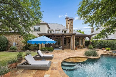 Nestled on a beautifully maintained lot, this stunning residence - photo 32