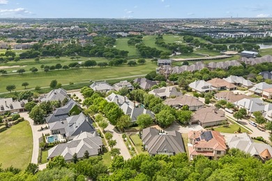 Nestled on a beautifully maintained lot, this stunning residence - photo 33