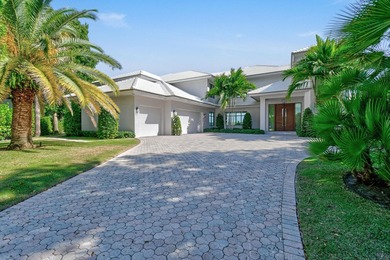 Experience the pinnacle of waterfront luxury with this - photo 3