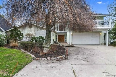 Lake Home For Sale in West Bloomfield, Michigan