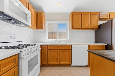 BUY THIS HOME, I'LL BUY YOURS! Seller will consider concessions - photo 6