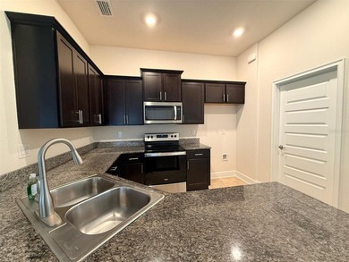 Welcome to this beautiful 4-bedroom, 2-bath home built in 2023 - photo 11