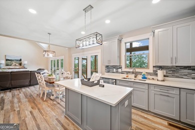 Multi-Generational Home! Must See! This Mountain retreat - photo 12