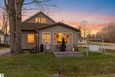 Lake Home For Sale in Houghton Lake, Michigan