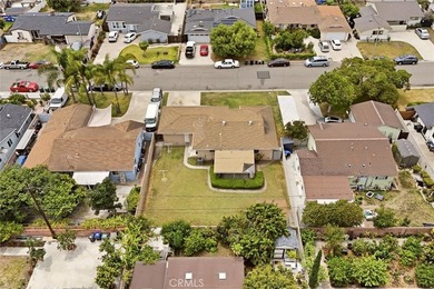 A rare opportunity to create your dream home. This thoughtfully - photo 41