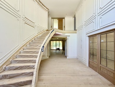 Crafted by award winning Homescapes Builders, this distinguished - photo 6
